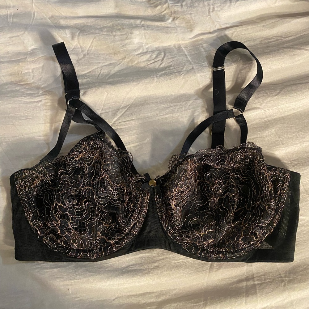 Cacique lingerie bra